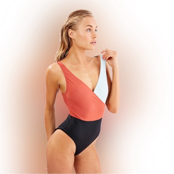 SOLID AND STRIPED THE BALLERINA ONESIE - BLACK/LIGHT BLUE/RED - Picture 5 of 10